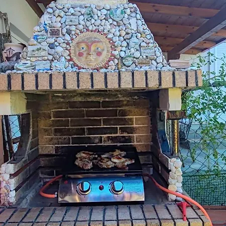 Hébergement de vacances Nemoris Boho Garden House And Caravan - Bbq Area Potidée