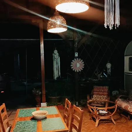 Nemoris Boho Garden House And Caravan - Bbq Area Potidée